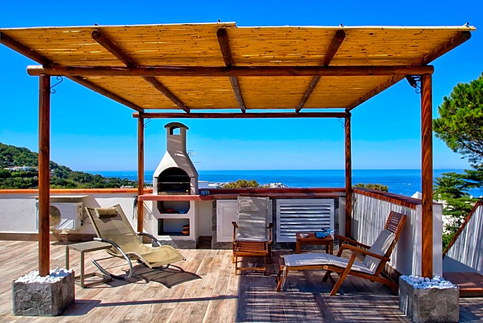 Lacco Terrace Solarium