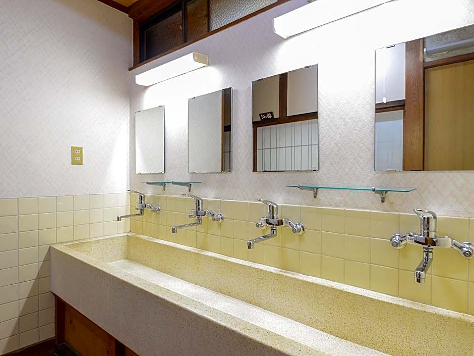 Ryokan Asahikan Hotel