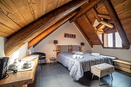 Superior Triple Room with Sea View