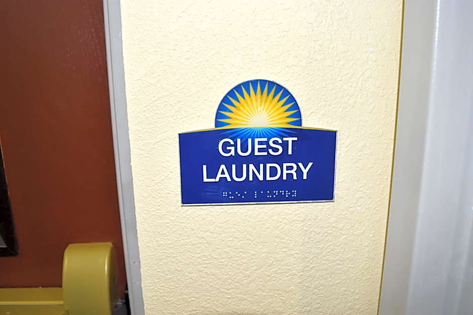 Days Inn by Wyndham Grand Island