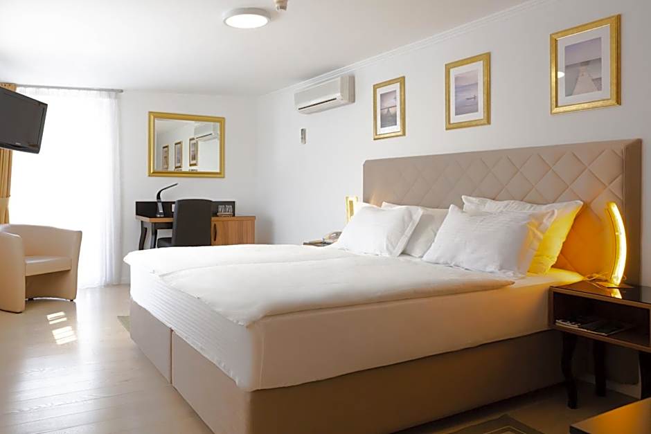 Hotel Vila Tina