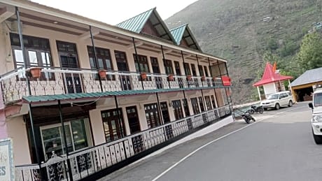 Hotel Sach Pass