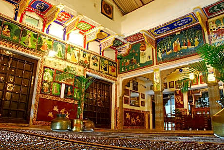 Haveli Braj Bhushanjee Heritage Hotel