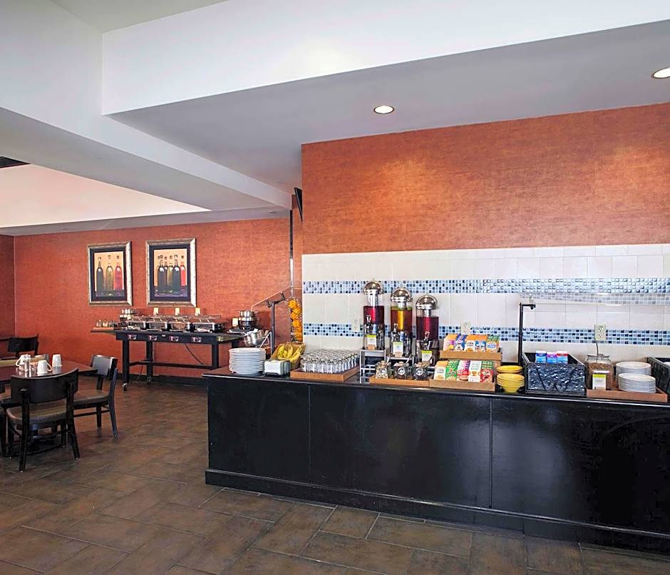 DoubleTree By Hilton Guest Suites Bentonville Rogers