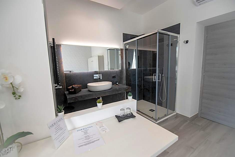 LA DOLCE VITA ROOMS
