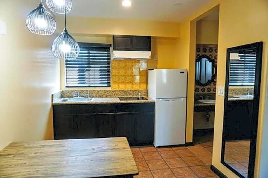 Casa Bella Inn Downtown LA