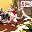 Hotel Villarosa con Vespa Rent