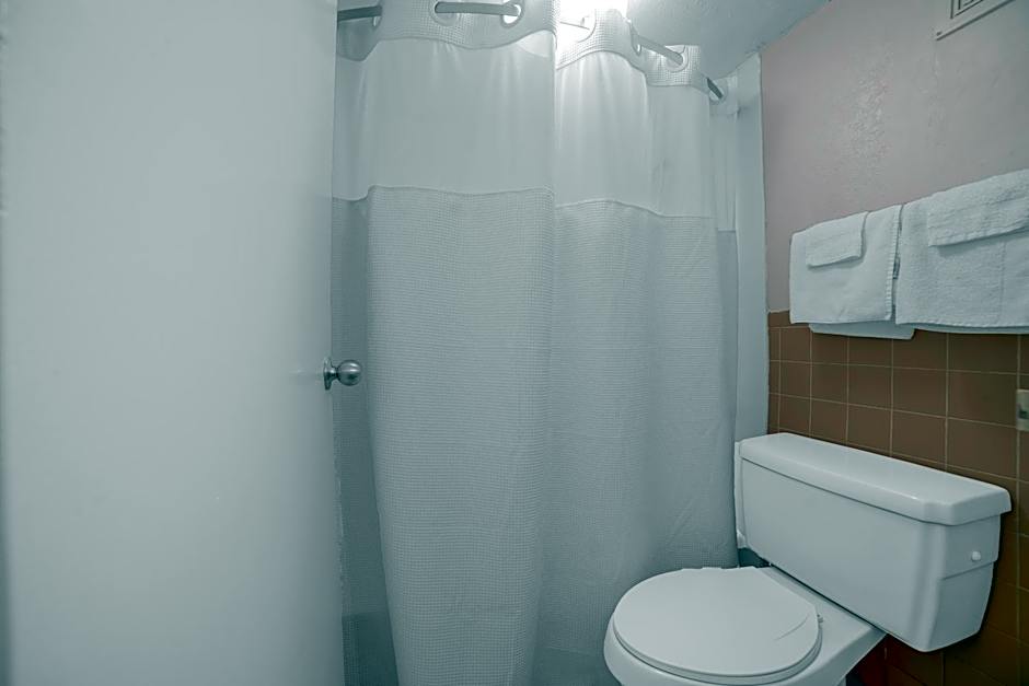 Masters Inn Selma Smithfield I-95 By OYO