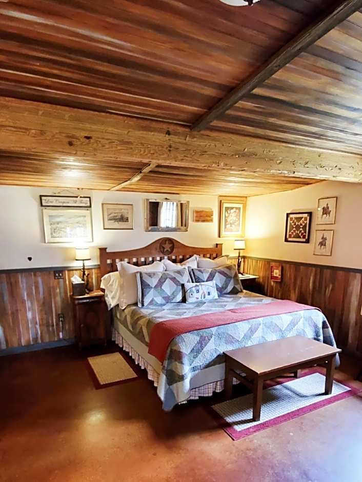 Photo 1 of 13 of 1 Bedroom Chalet