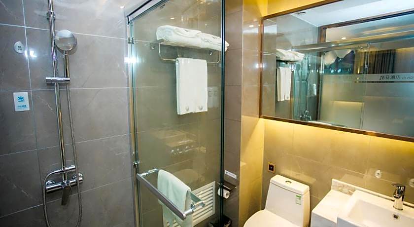 VX Hotel Heze Dingtao District Taoyi Road