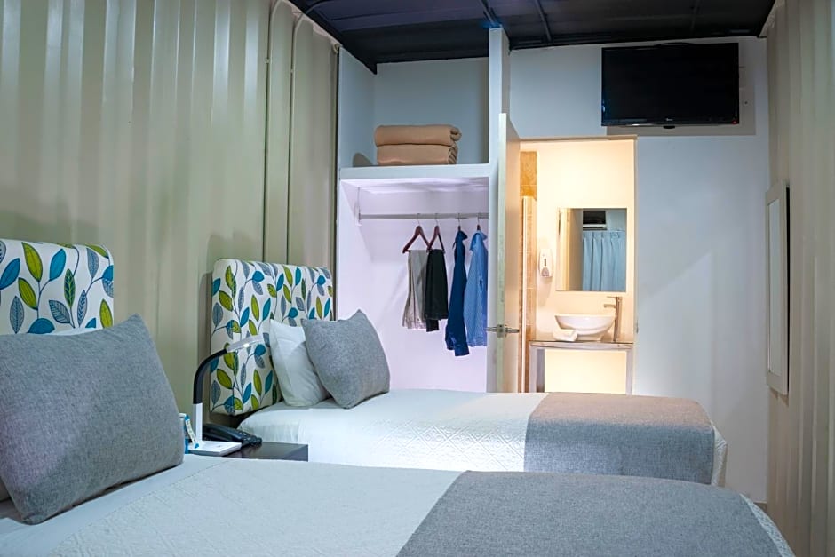 Container Inn