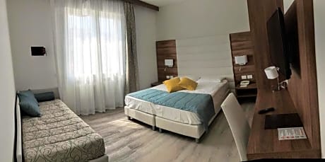 Superior Deluxe Double or Twin Room