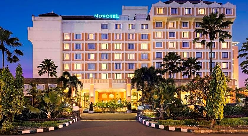Novotel Solo Hotel