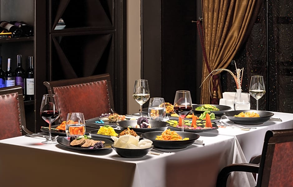 GRAVEL HOTELS SELECT