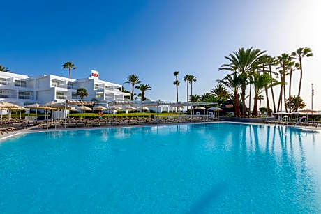 Hotel Riu Paraiso Lanzarote - All Inclusive