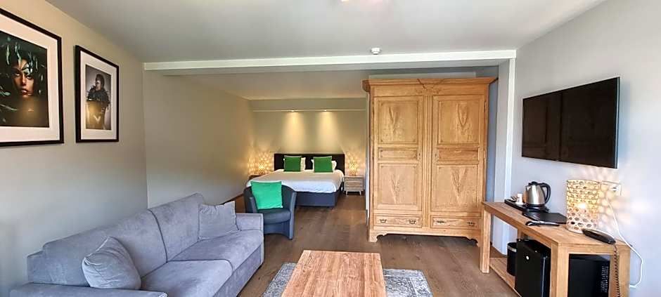 Photo 1 of 15 of Family Suite