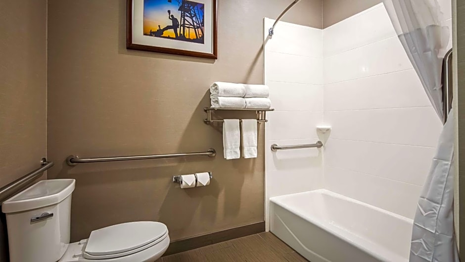 Best Western Plus Taft Inn