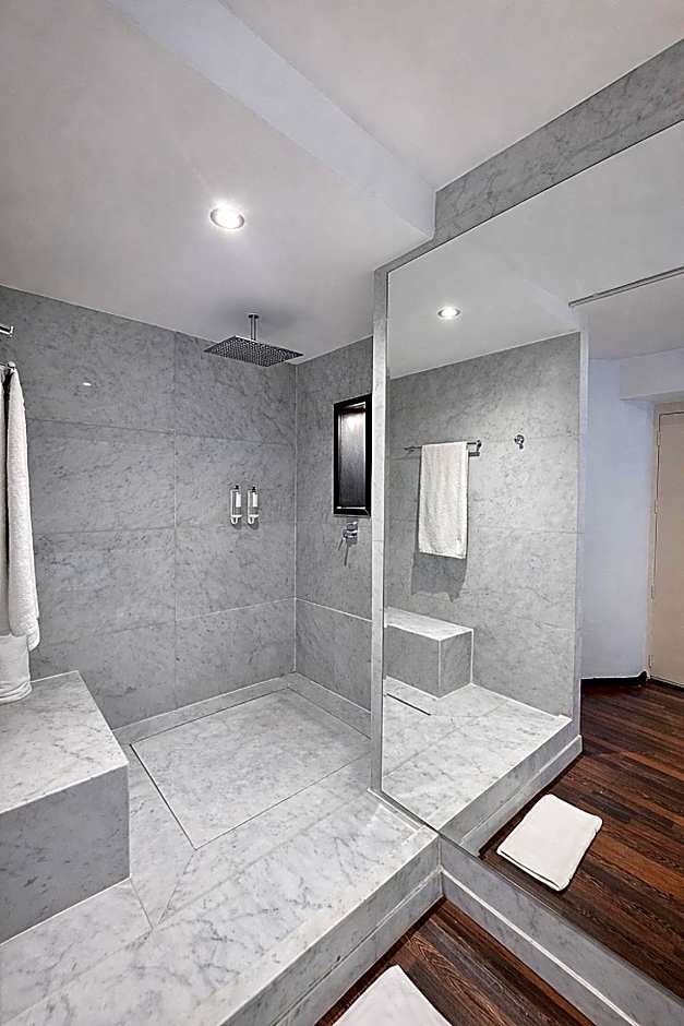 Bab Hotel