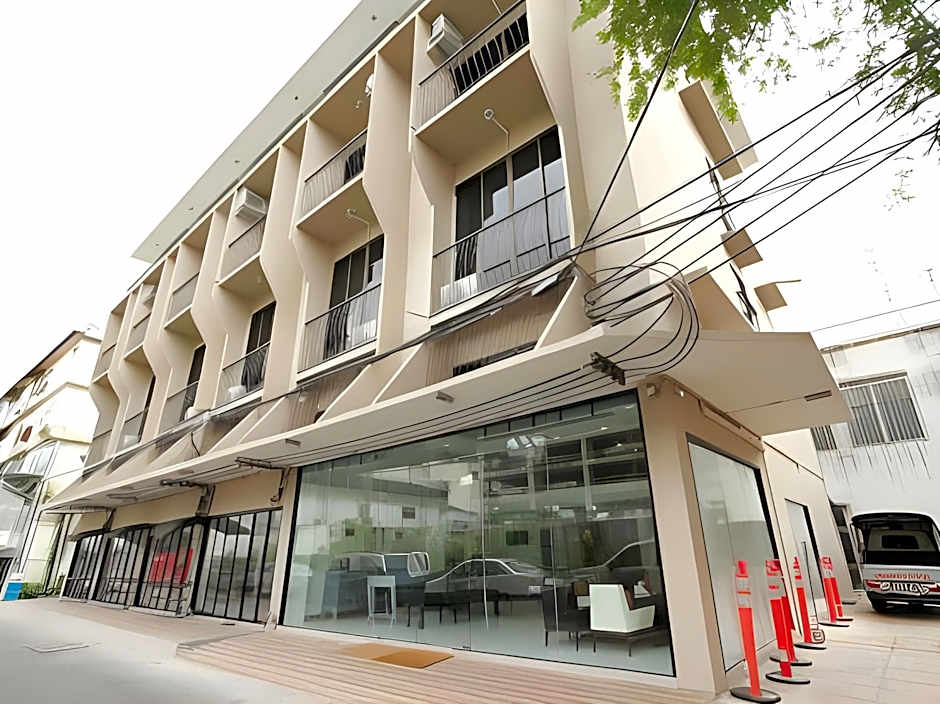 Bed by City Surawong Patpong