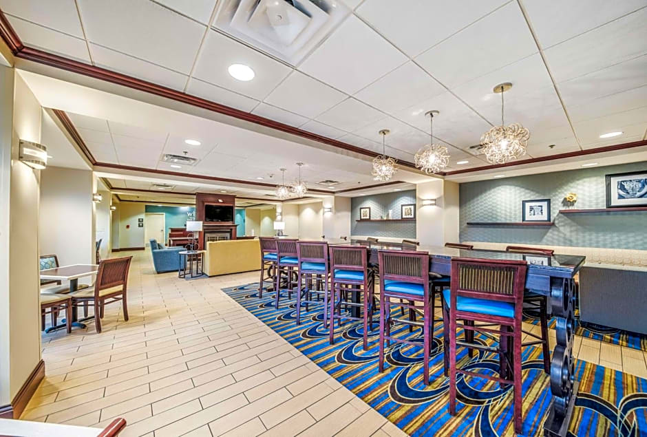 Hampton Inn By Hilton Greenfield, In