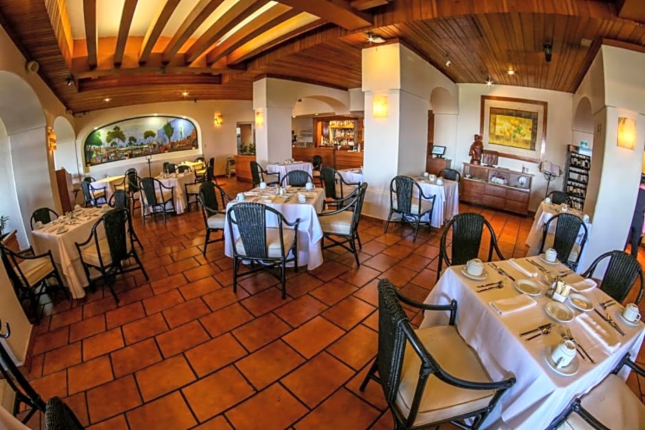 Hotel Fortin Plaza