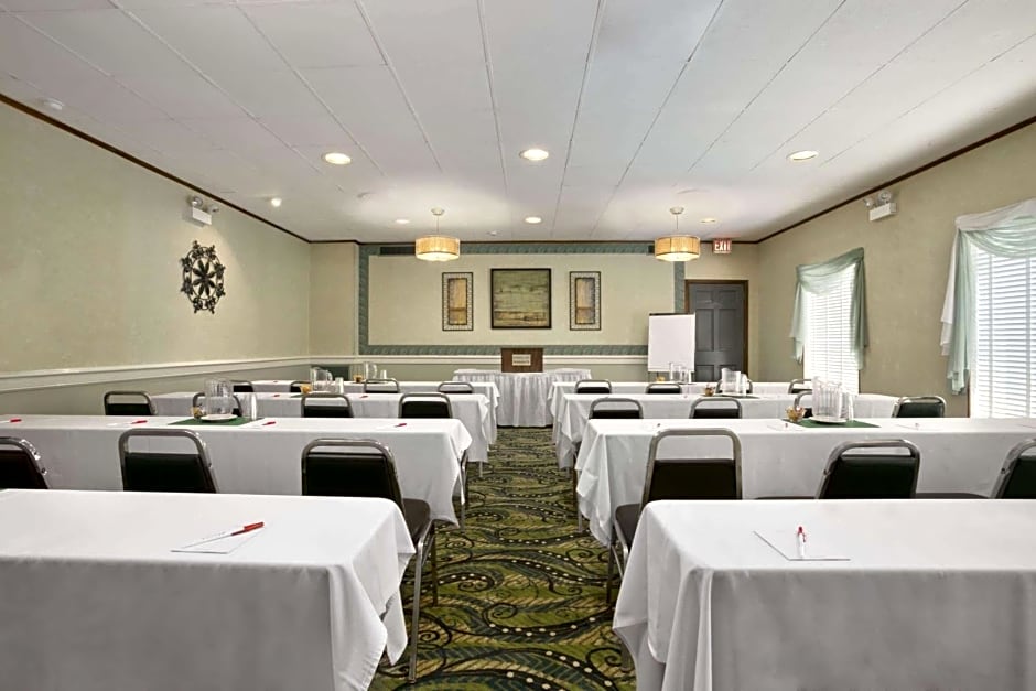 Ramada Washington – Washington, PA