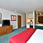 Travelodge by Wyndham Mackinaw City