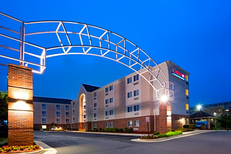 Candlewood Suites Sterling, an IHG Hotel