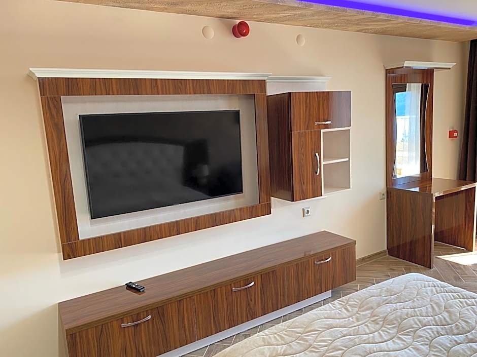 Къщи за гости "Комплекс ОАЗИС"