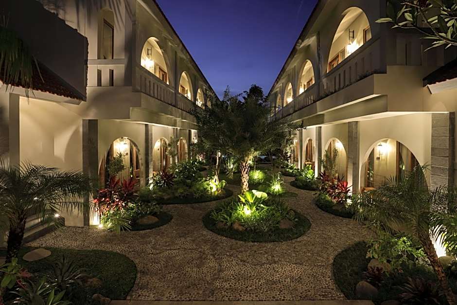 MAHALONA BALI STAY