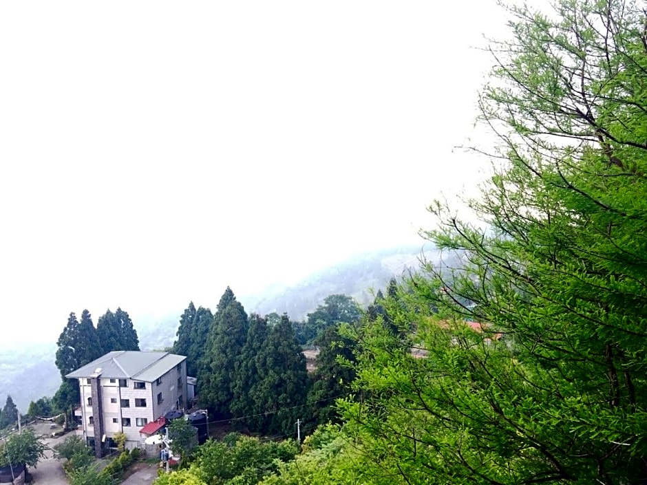 Maple Leaf Holiday Villa