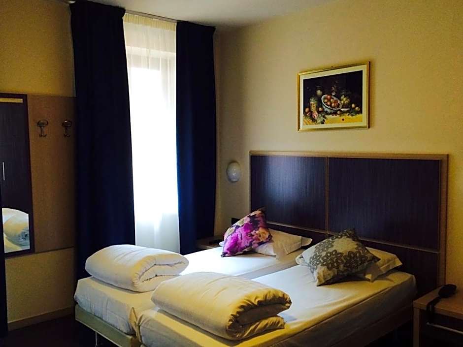 Hotel Anna