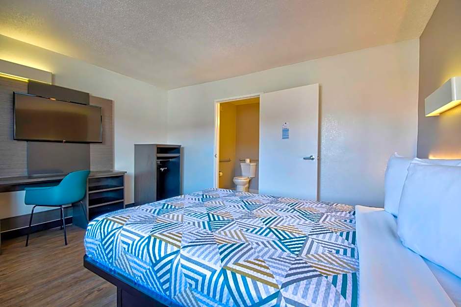 Motel 6 Santa Fe