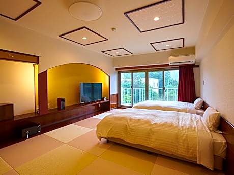 Superior Japanese-Western-Style Twin Room 40 sqm - Shower Only - Non-Smoking
