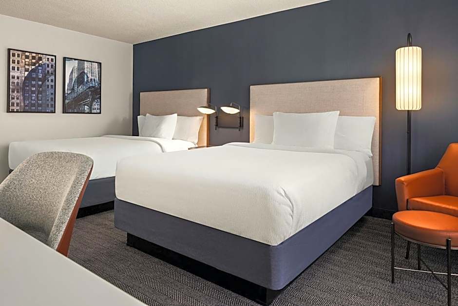 Courtyard by Marriott Chicago Downtown/River North