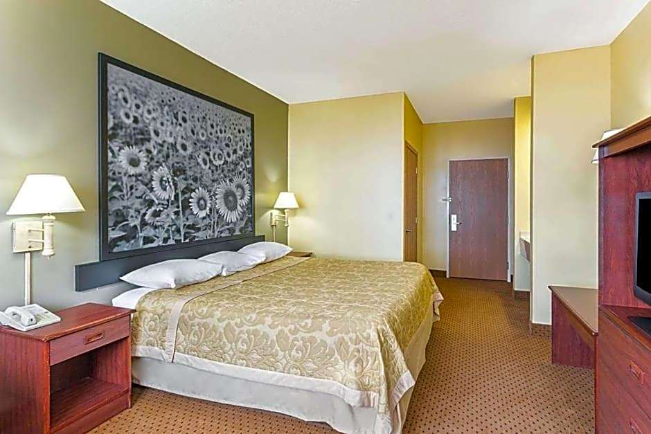 Western Inn & Suites