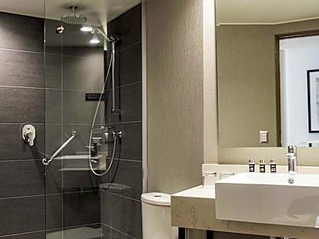Twin Room - Disability Access