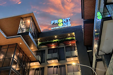 Front One Harvest Hotel Wonosobo