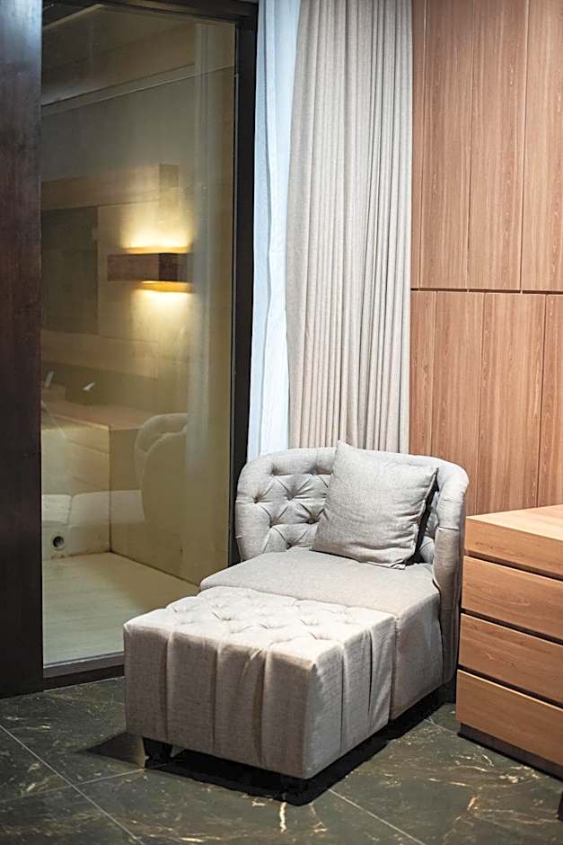 Taman Prakerti Bhuana Hotel