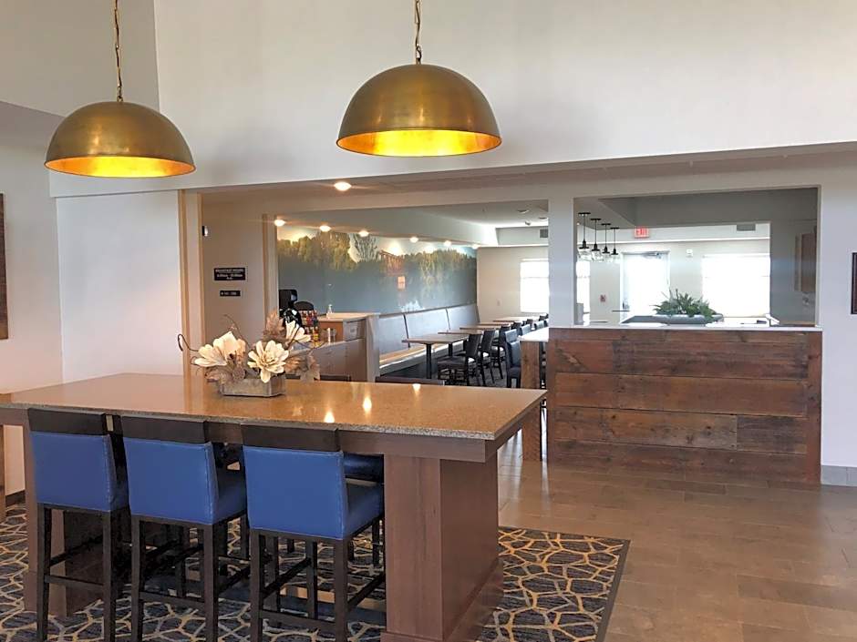 GrandStay Hotel & Suites Rock Valley