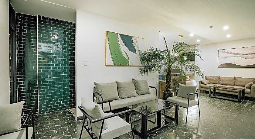 MINT HOTEL Q.1