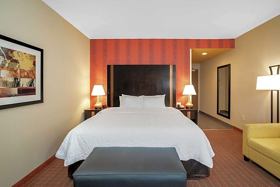 Hampton Inn By Hilton Marion