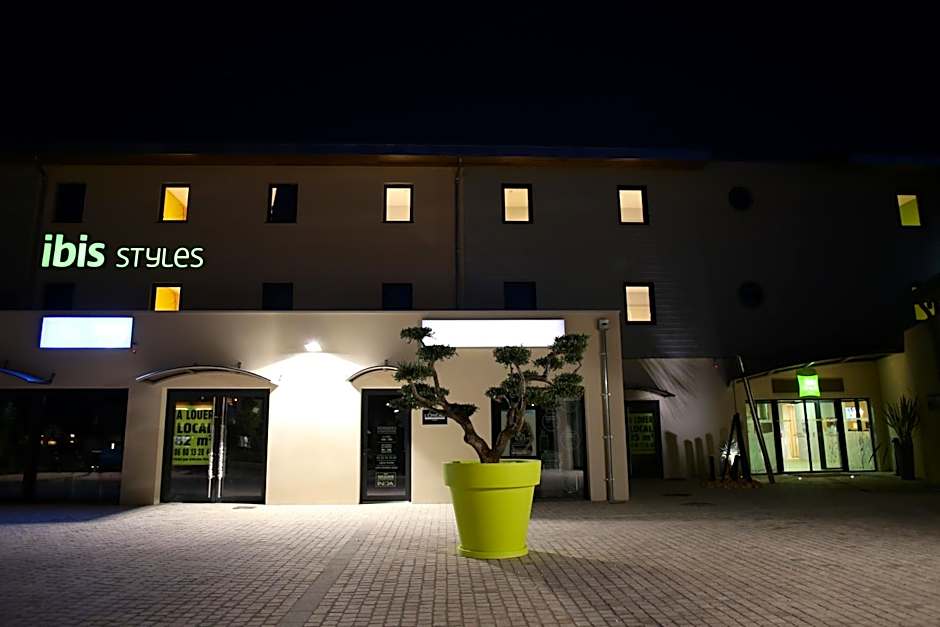 ibis styles Villeneuve Sur Lot