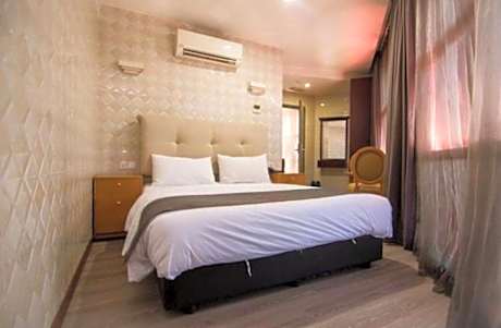 Corner Room