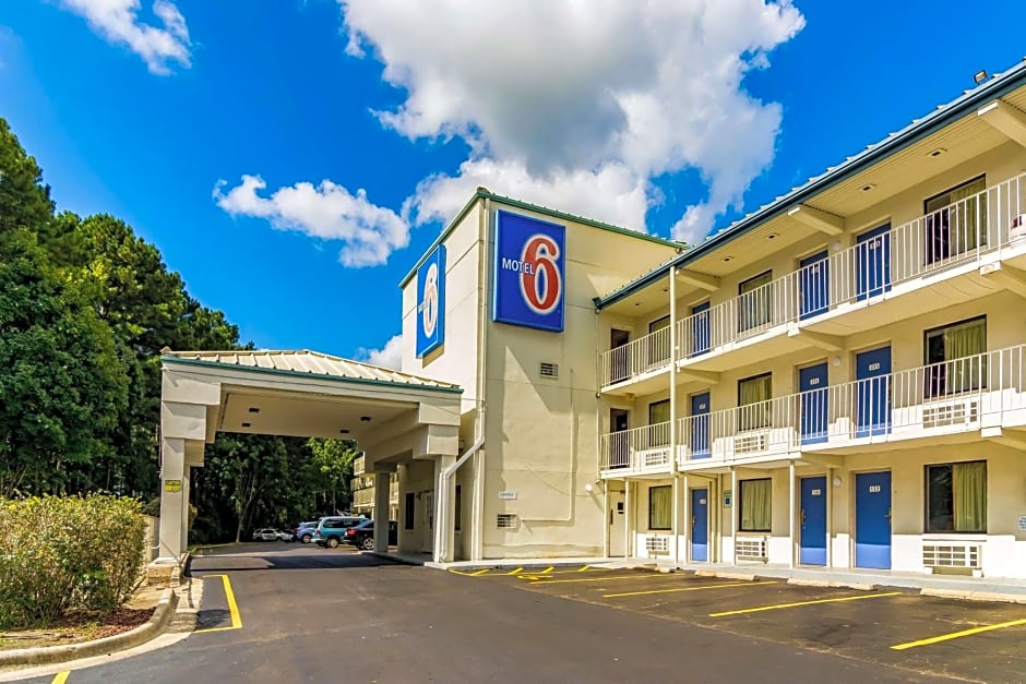 Motel 6-Raleigh, NC - Cary