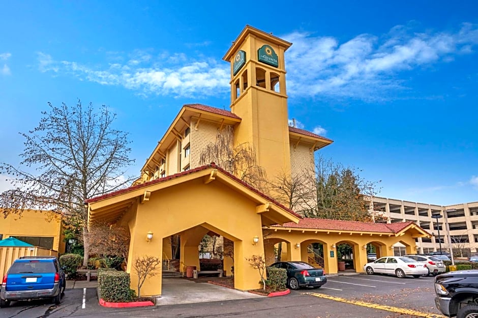 La Quinta Inn & Suites by Wyndham Sea Tac Seattle Airport