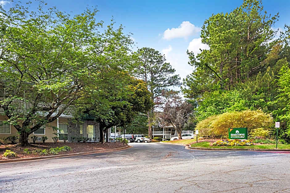 HomeTowne Studios Atlanta - Lawrenceville