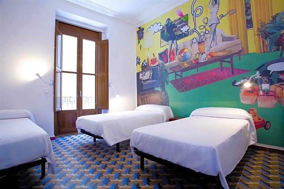 Home Youth Hostel by Feetup Hostels