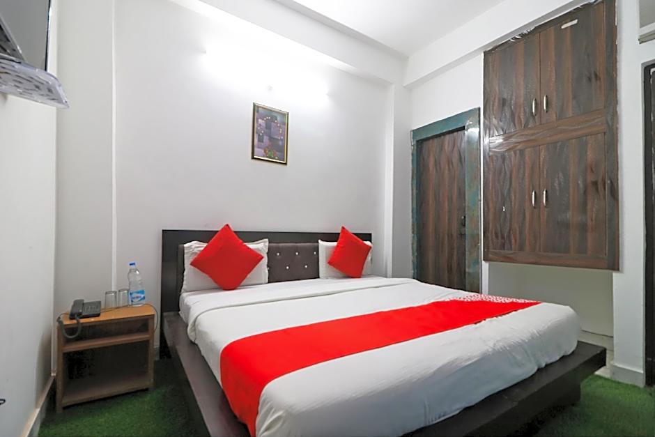 City Residency by OYO Rooms – Noida, DC