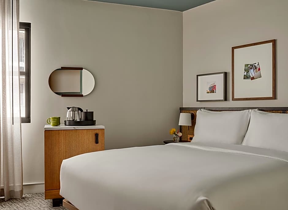 Photo 1 of 5 of Standard 1 Queen Bed